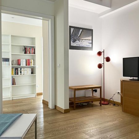 Apartamento Joivy Cosy Ticinese Retreat 1-Bed Flat Near The Duomo Milán Exterior foto