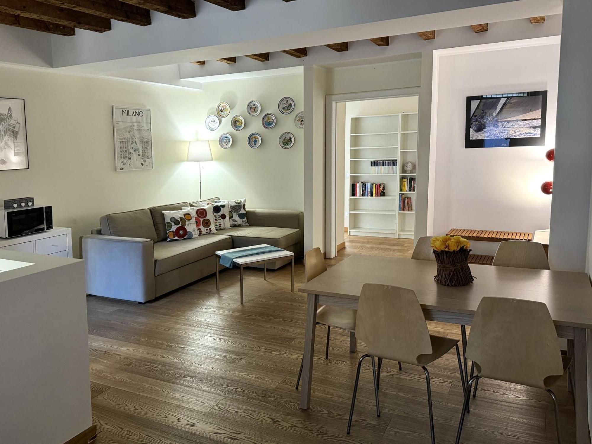 Apartamento Joivy Cosy Ticinese Retreat 1-Bed Flat Near The Duomo Milán Exterior foto